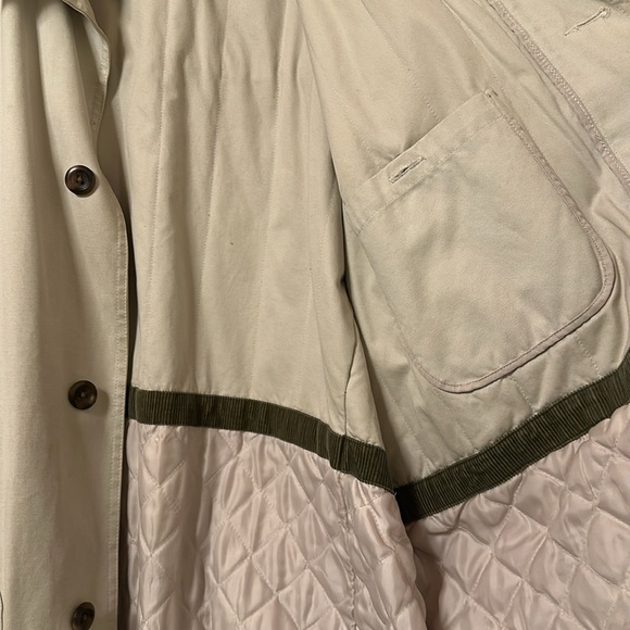 GAP Barn Coat - Picture 8 of 9